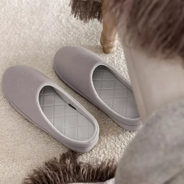 gri cu bej