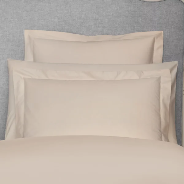 beige deschis